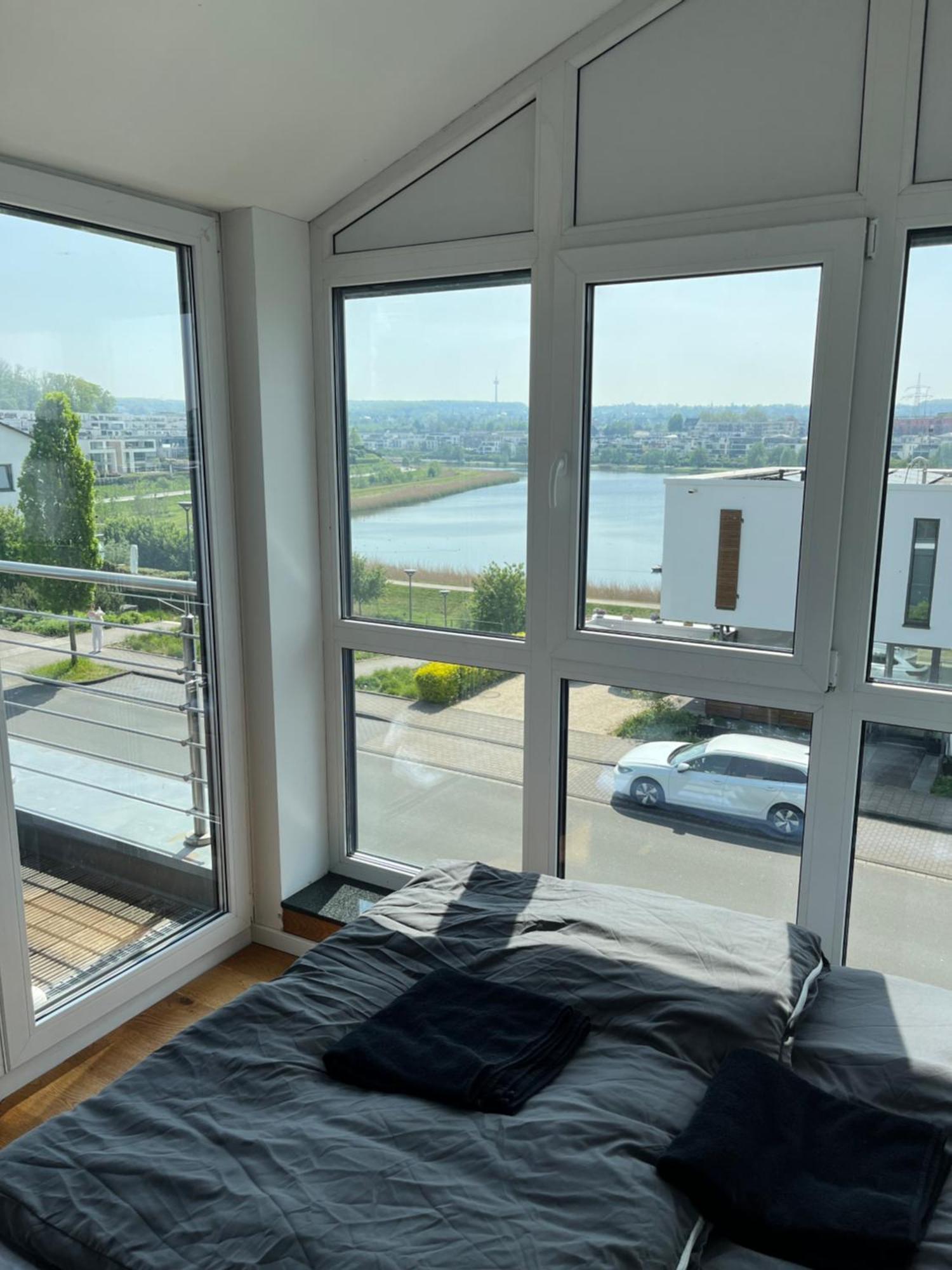 Haus Mit Panoramablick Auf Den Phoenixsee Дортмунд Экстерьер фото